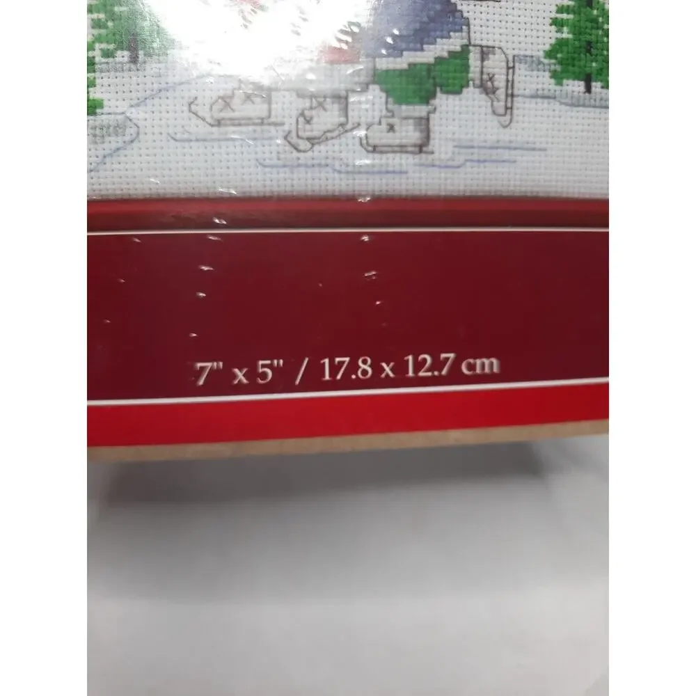 Leisure Arts Christmas Traditions Counted Cross Stitch Kit Ice Skaters 7x5